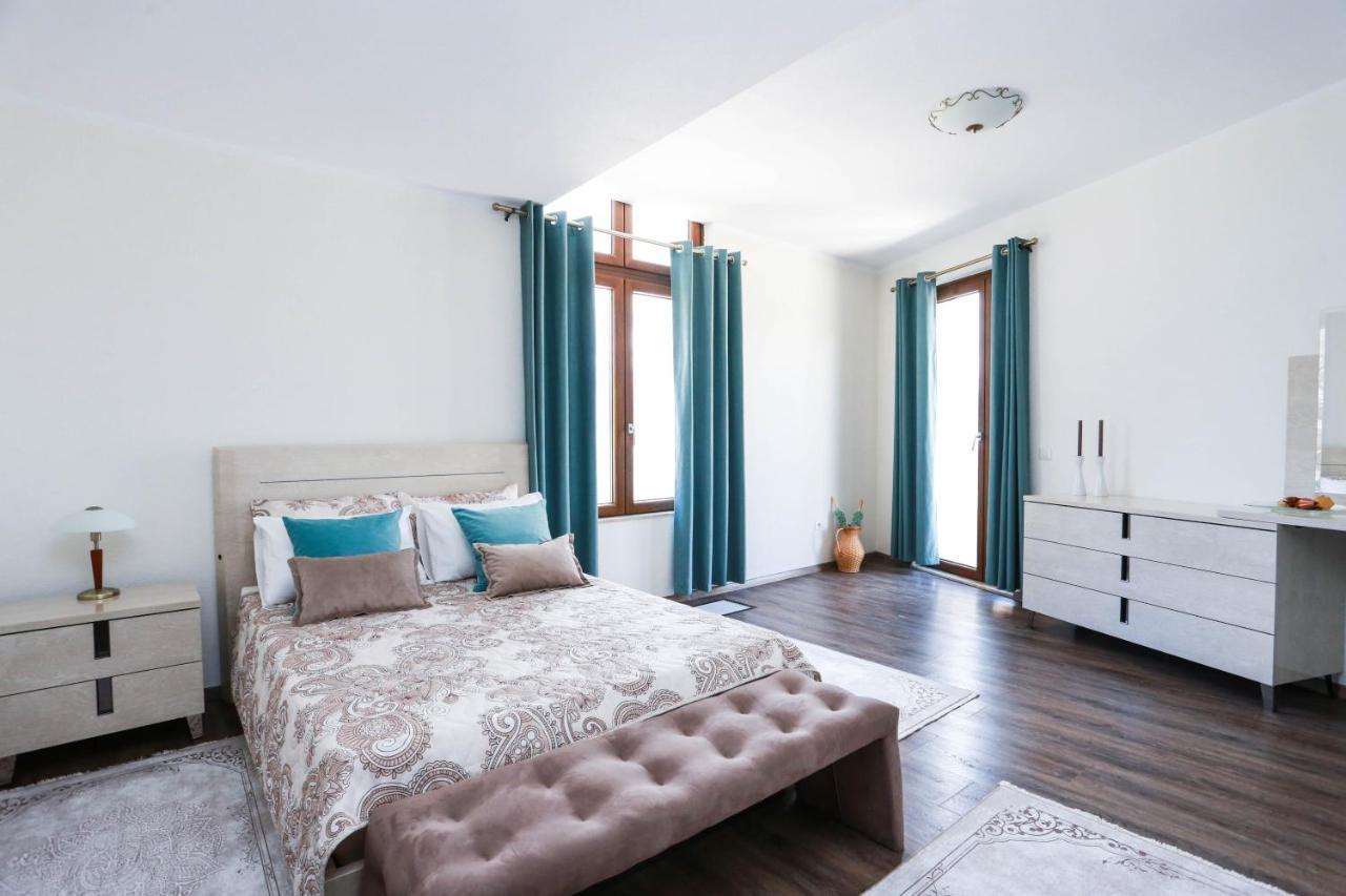 Villa Semiramis Tivat Extérieur photo