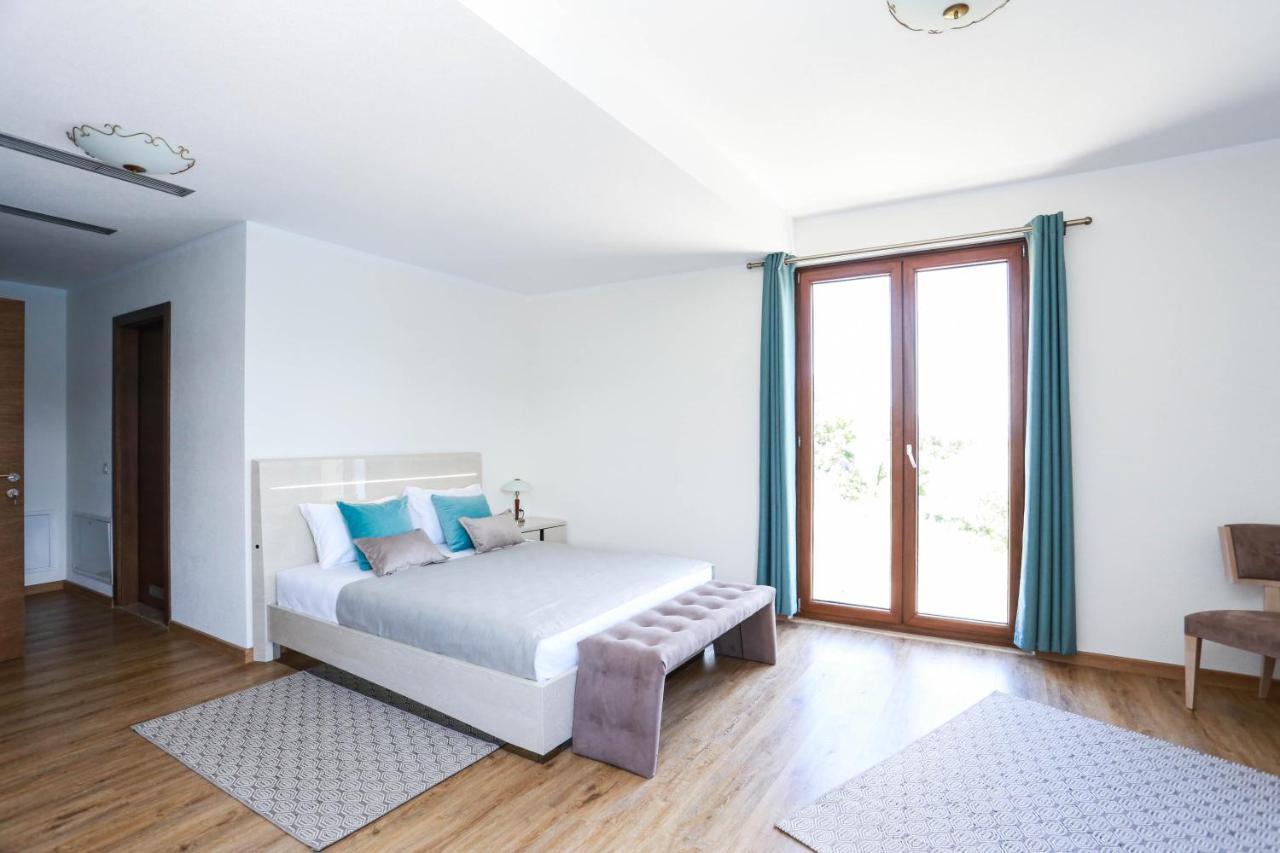 Villa Semiramis Tivat Extérieur photo